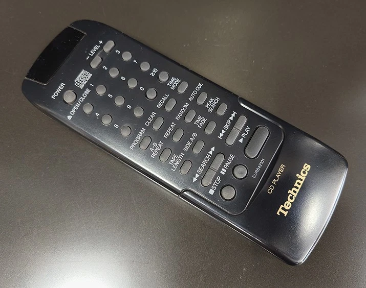 Technics SL PS 770A Lettore CD Classe A con Telecomando Originale Technics Hi-Fi - Immagine 3 di 4