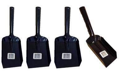 Un Ferro Di Fuoco E Una Piccola Pala Sono Vicino Alla Fornace Immagine Stock - Immagine Di Pala - Foto 9