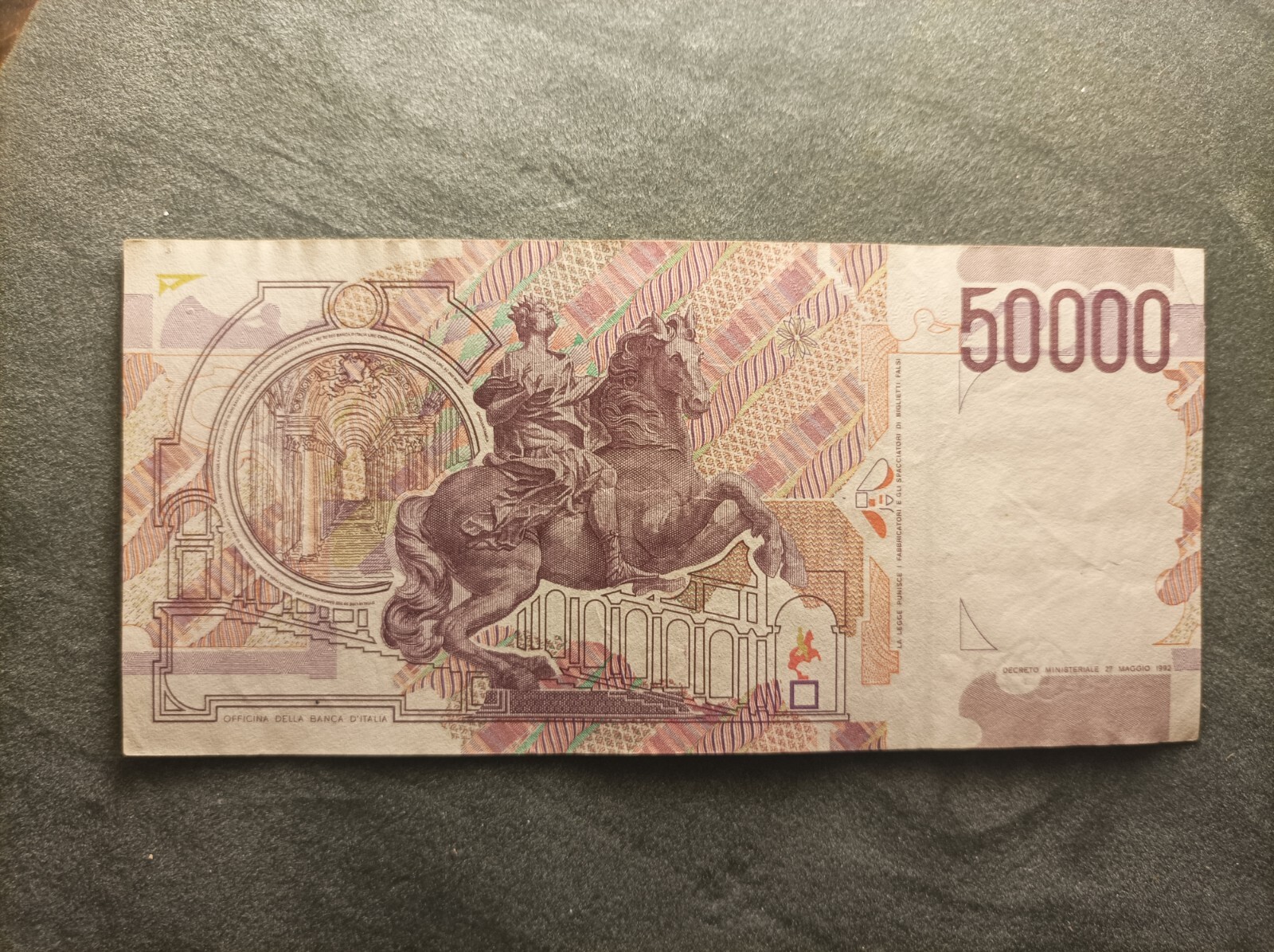 Foto 4 di 6