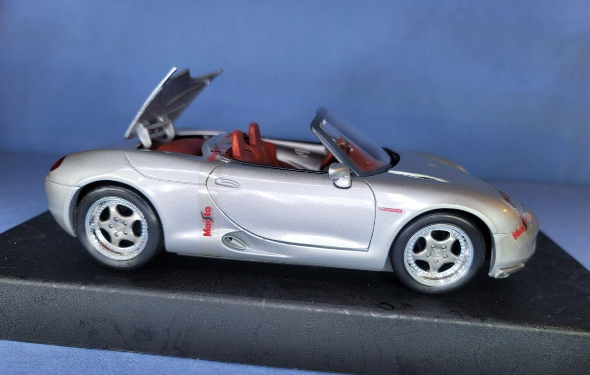 Porsche Boxster Model Silver & Red Interior Diecast 1/18 MAISTO