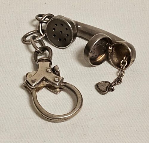 Love Telefonhörer  Schlüsselanhänger Uhrenkette ca.60/70 Jahre Echt Silber 925  - Afbeelding 1 van 7