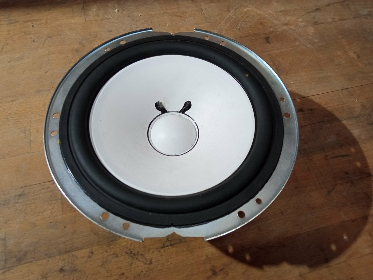 Yamaha HS80m Woofer (Single Unit) Yamaha Genuine Parts Yamaha HS80m Woofer (Single Unit) Yamaha Genuine Parts