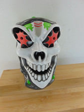 Taza Monster Jam verde y gris excavadora de tumbas sombría iluminada coleccionistas con mango