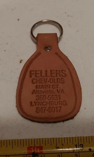 Vintage Fellers Chevrolet Oldsmobile Altavista Lynchburg VA Leather Keychain - Picture 1 of 3