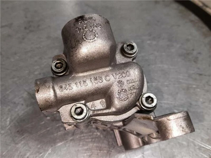 045115105C pompa olio per VOLKSWAGEN POLO IV (9N3) 1.4 CROSSPOLO 960048 - Изображение 3 из 4