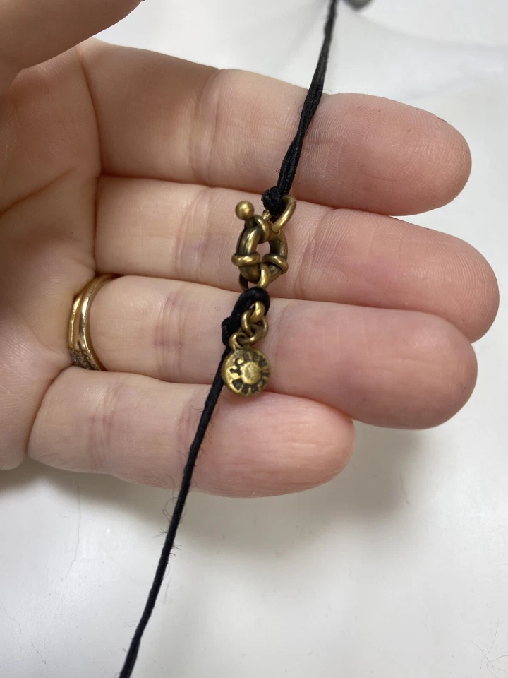 J. CREW 人造珍珠水钻黑色丝带浮珠声明项链 — 第 3/4 张图片