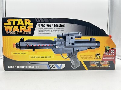 STAR WARS ROTS Clone Trooper Blaster Electronic 2005 NEW SEALED