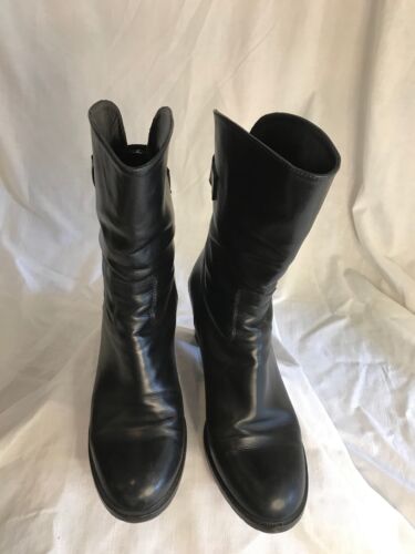 Black Italian lambskin boots by Varda