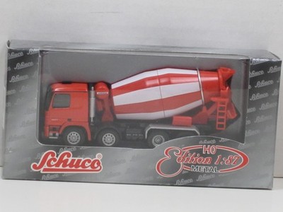 Mercedes-Benz Actros 4-Achs-Betonmischer Liebherr rot/weiß Box Schuco 21824 1:87