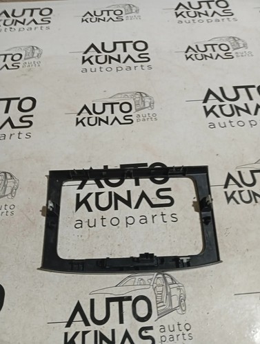 VW PASSAT B6 3C2 Musik-Player Verkleidung 31841-0100 2.00 Petrol 110kw 33371886