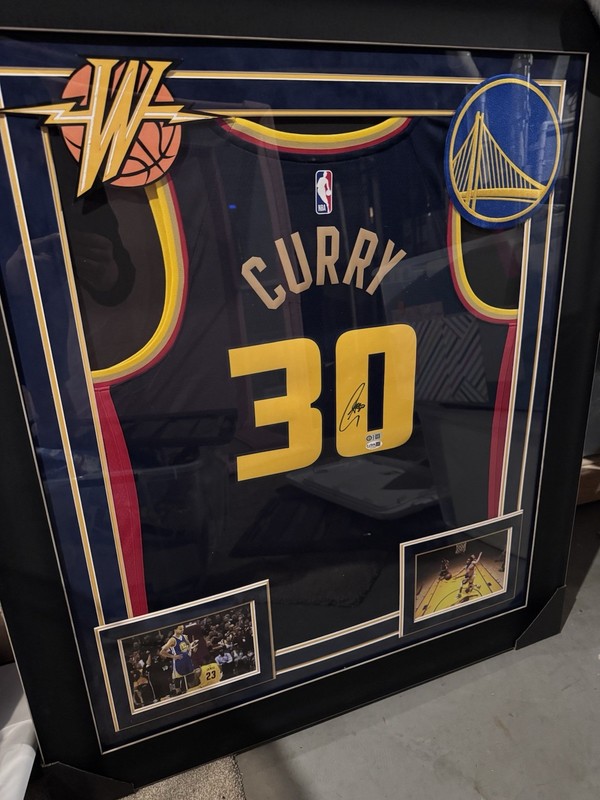 Warriors Stephen Curry Signed Navy Nike 2024 City Swingman Framed Jersey JSA