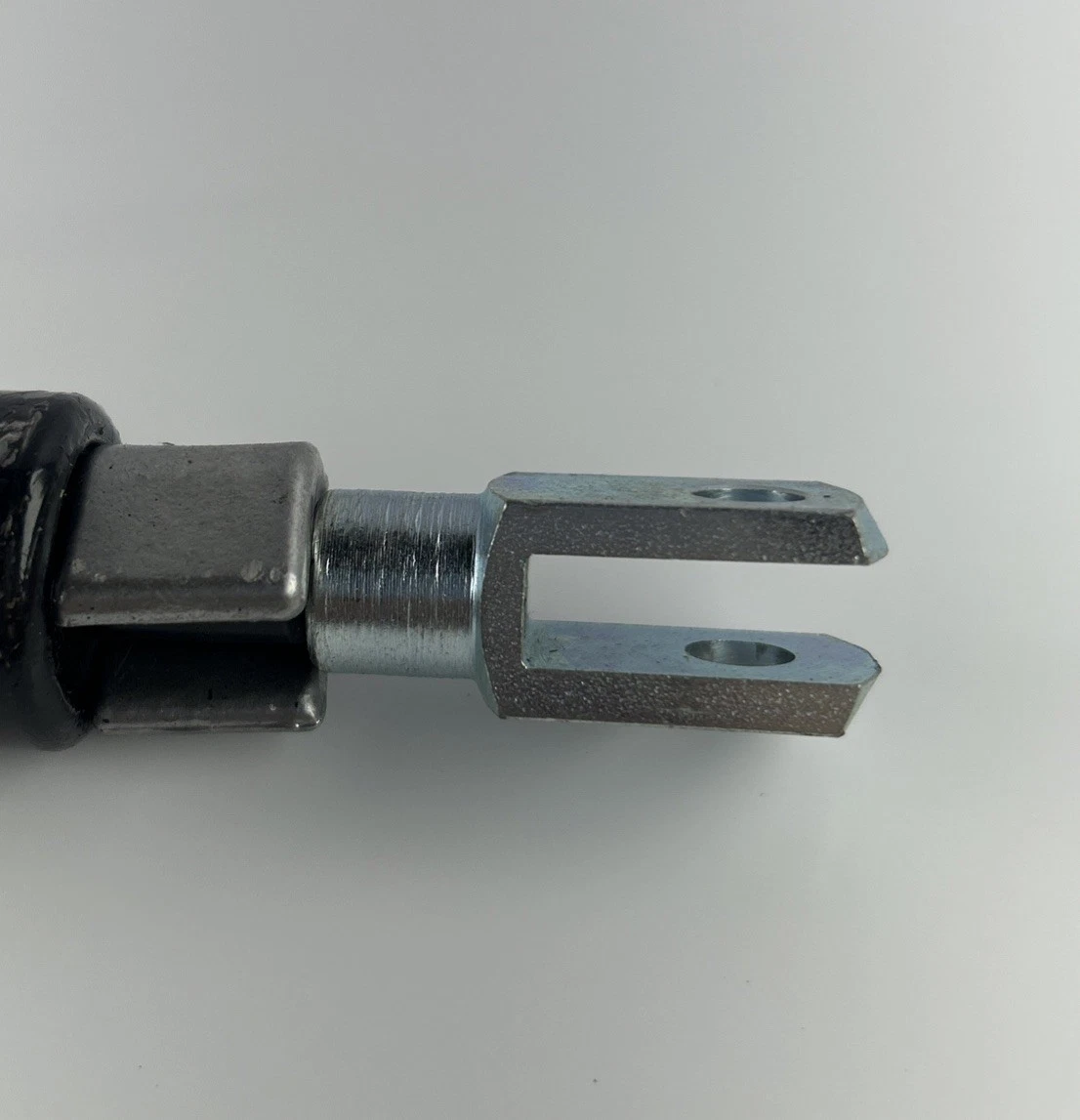 Total Source HY1385760 Gas Spring Hyster Forklift Replacement Part photo 2