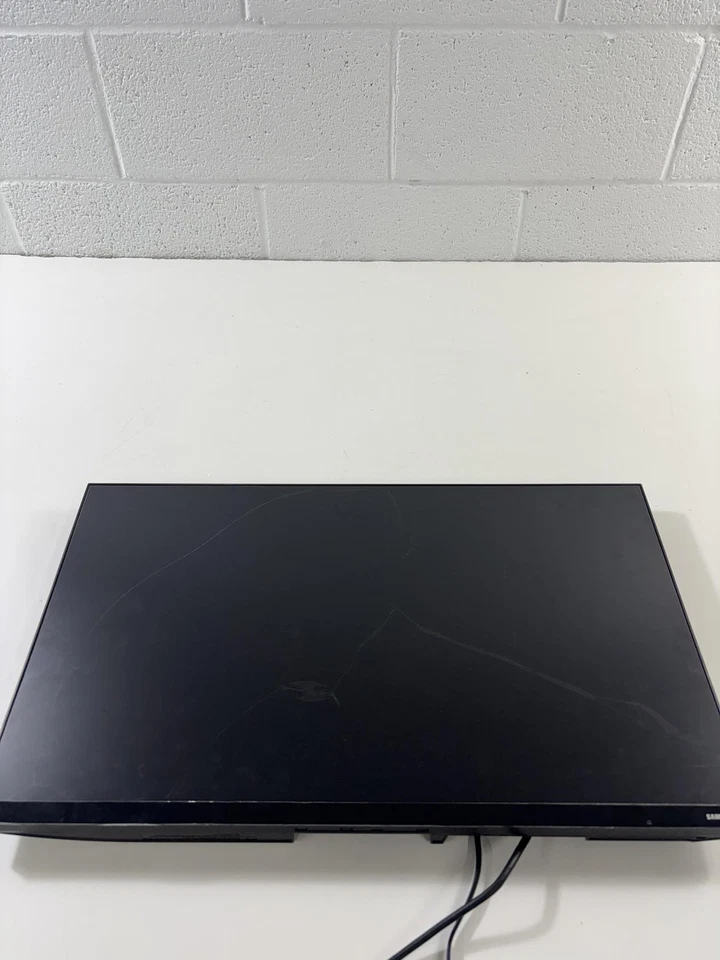 Samsung 27' T35F Series FHD 1080p Computer Monitor, (READ) - Image 2 of 4