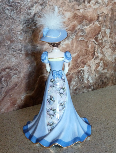 Bradford Editions 2004 Lena Liu Elegant Era Ball Bell "Sunday Best" Premier numéro - Photo 3/7
