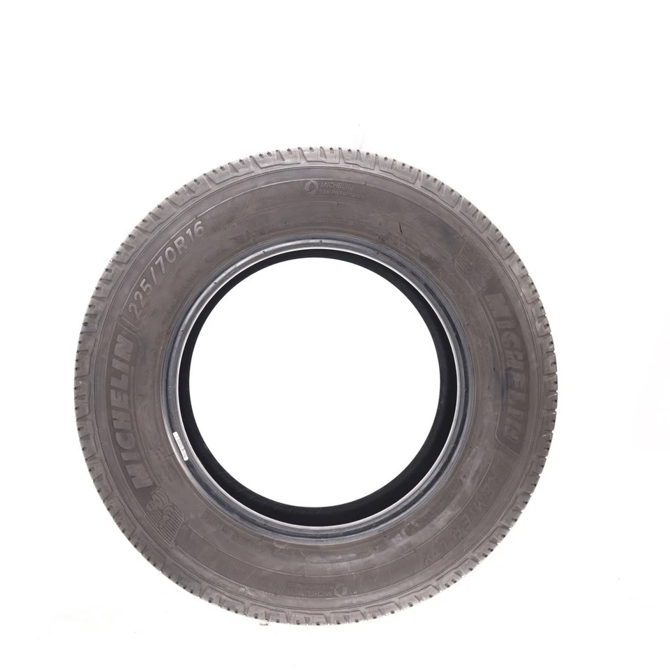 Michelin Premier LTX 103H 225/70R16 usado - 5,5/32 Foto 4 de 4