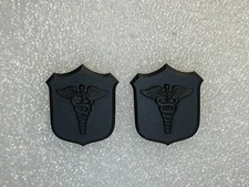 US NAVY ISSUE CORPSMAN SUBUED BADGE MEASURES 1 INCH W/HALLMARK (1 PAIR)