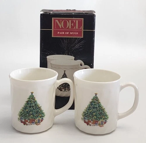 Vintage House of Salem Noel Porcelle Coffee Cups Mugs Christmas Tree Wreath