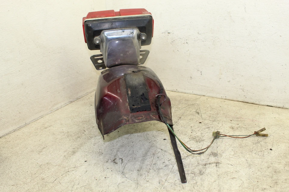 Guardabarros guardabarros guardabarros rueda trasera Honda Goldwing 1100 1982 1983 80100-MB9-000ZA  Foto 4 de 4