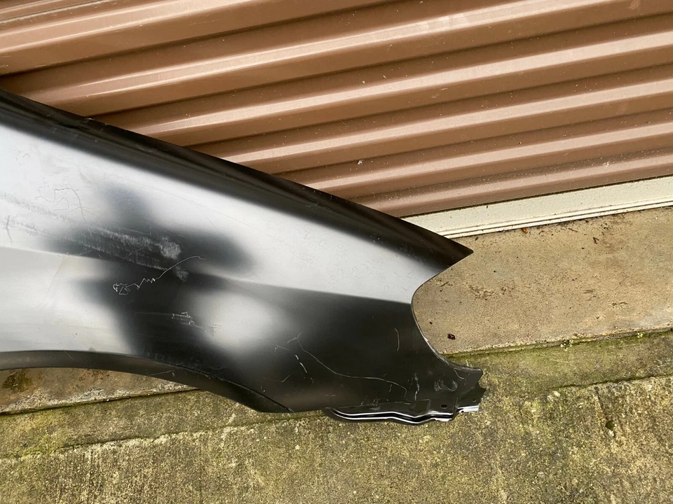 Toyota Corolla 2003 2004 2005 2006 2007 2008 guardabarros lado del pasajero derecho OEM  Foto 2 de 4