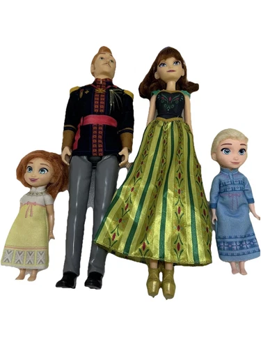 Disney Frozen 2 Arendelle ROYAL FAMILY 4-Doll Set