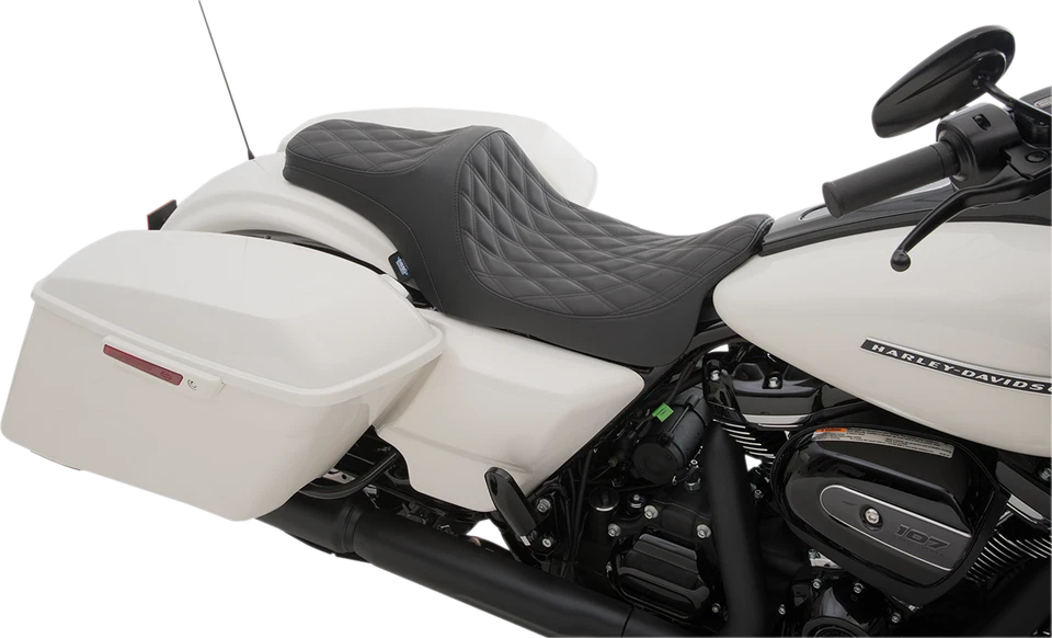 Asiento Drag Specialties Predator III Diamond para modelos Harley Touring 2008-2024 Foto 3 de 3