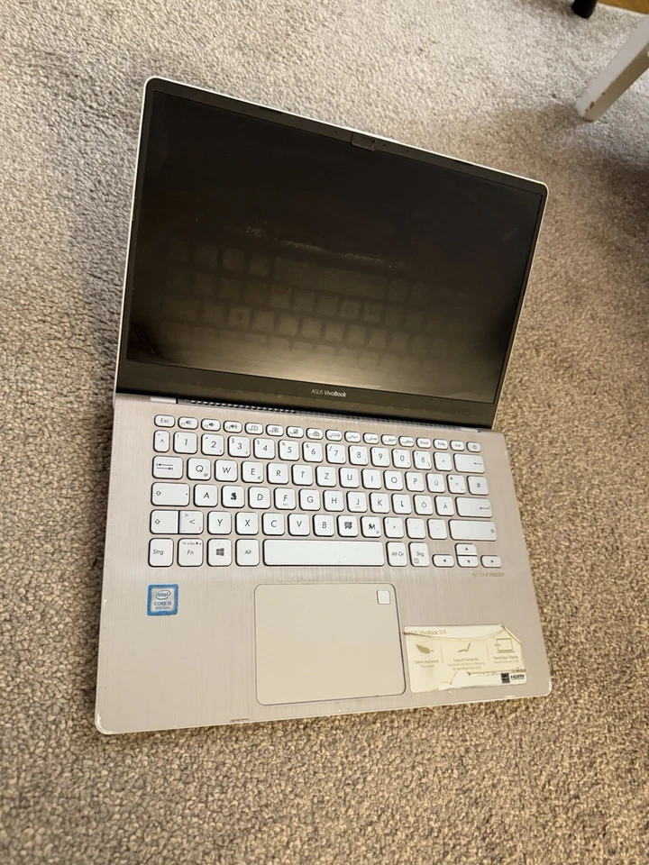 Asus Vivabook S14 S430U i5 8 gen
