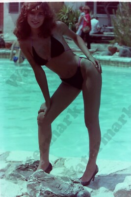 Pretty Woman bikini lingerie pinup candid Vintage Film Negative  V1h20
