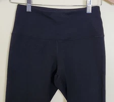 90 Degrees by Reflex Women's Black Capri Leggings with Inside Pocket, Size Small