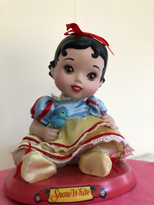 vitage baby Snow White doll for baby's room
