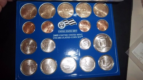 2009 P and D U.S. Mint Uncirculated Coin Set - 36 Total Coins - Picture 8 of 10