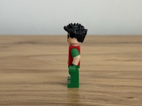 LEGO DC Super Heroes Batman II Robin Minifigure sh0200 Jokerland 76035 Minifig