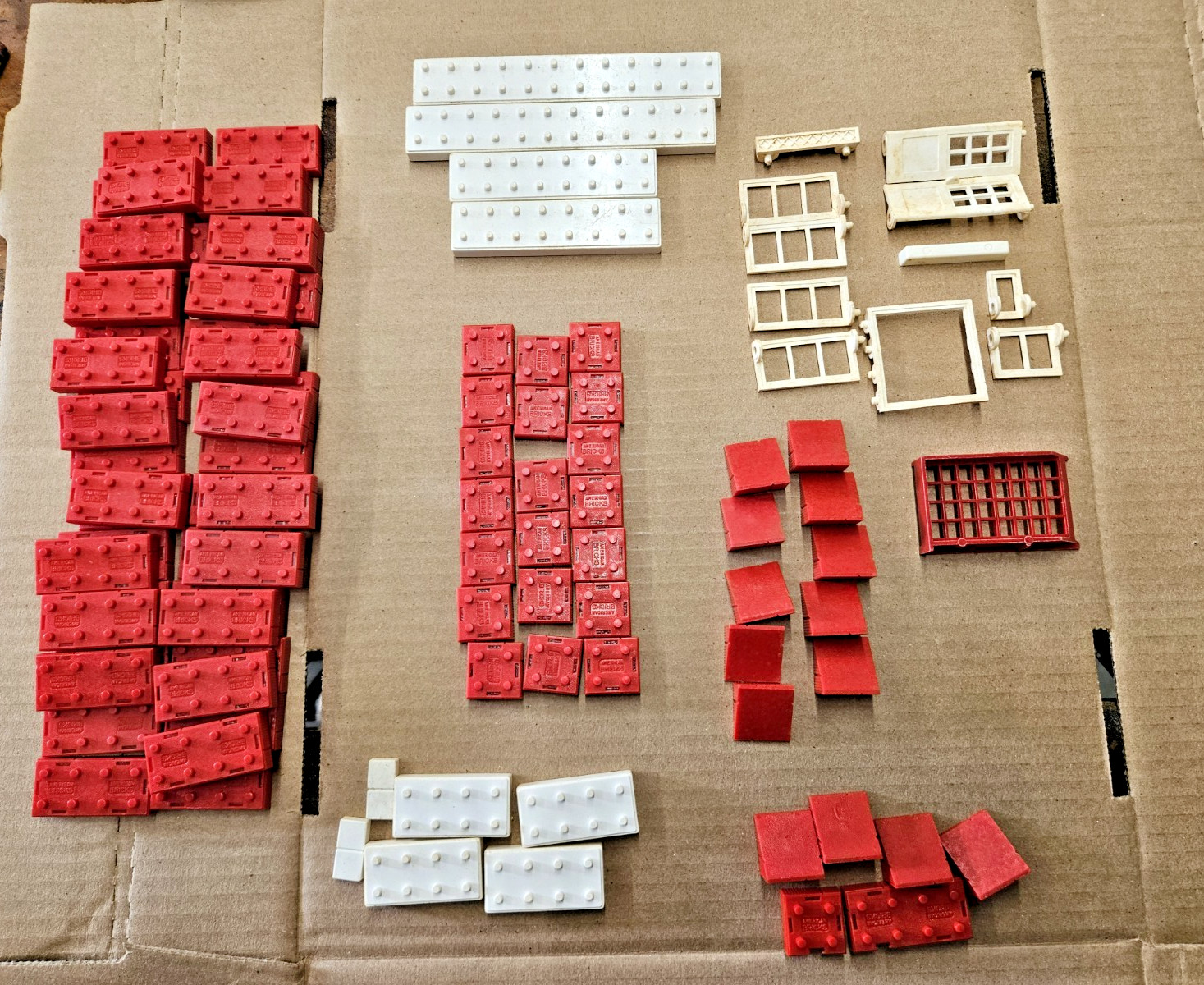 Vintage Elgo American Plastic Bricks #705 (Incomplete Set)