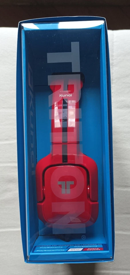 🎧 Cuffie Tritton Kunai Stereo Headset – Rosse – Compatibili PS4, PS3 e PS Vita - Immagine 3 di 4