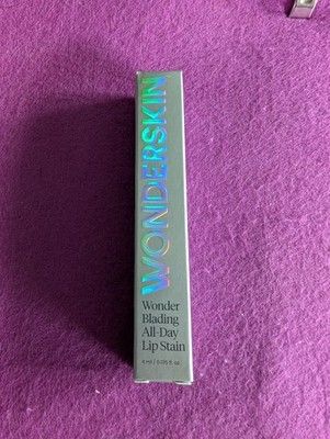 Brandneu Wonderskin Wonder Blading den ganzen Tag Lippenfleck in Charmant. Full Size