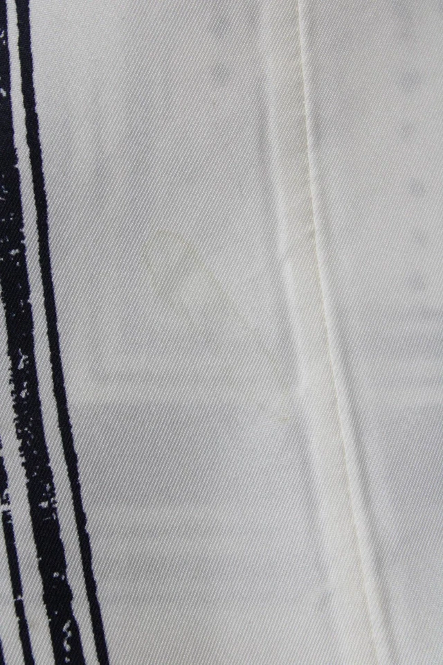 Blusa túnica Vince feminina preta seda geométrica manga curta tamanho M - Imagem 4 de 4