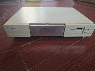 Commodore Amiga 1000 Vintage Personal Computer (Read Desc)
