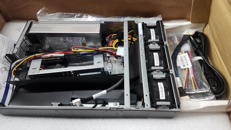 Supermicro SYS-E403-12P-FN2T SuperServer E403iF-S6X12 MEC Server Chassis + P/S - Image 4 of 4