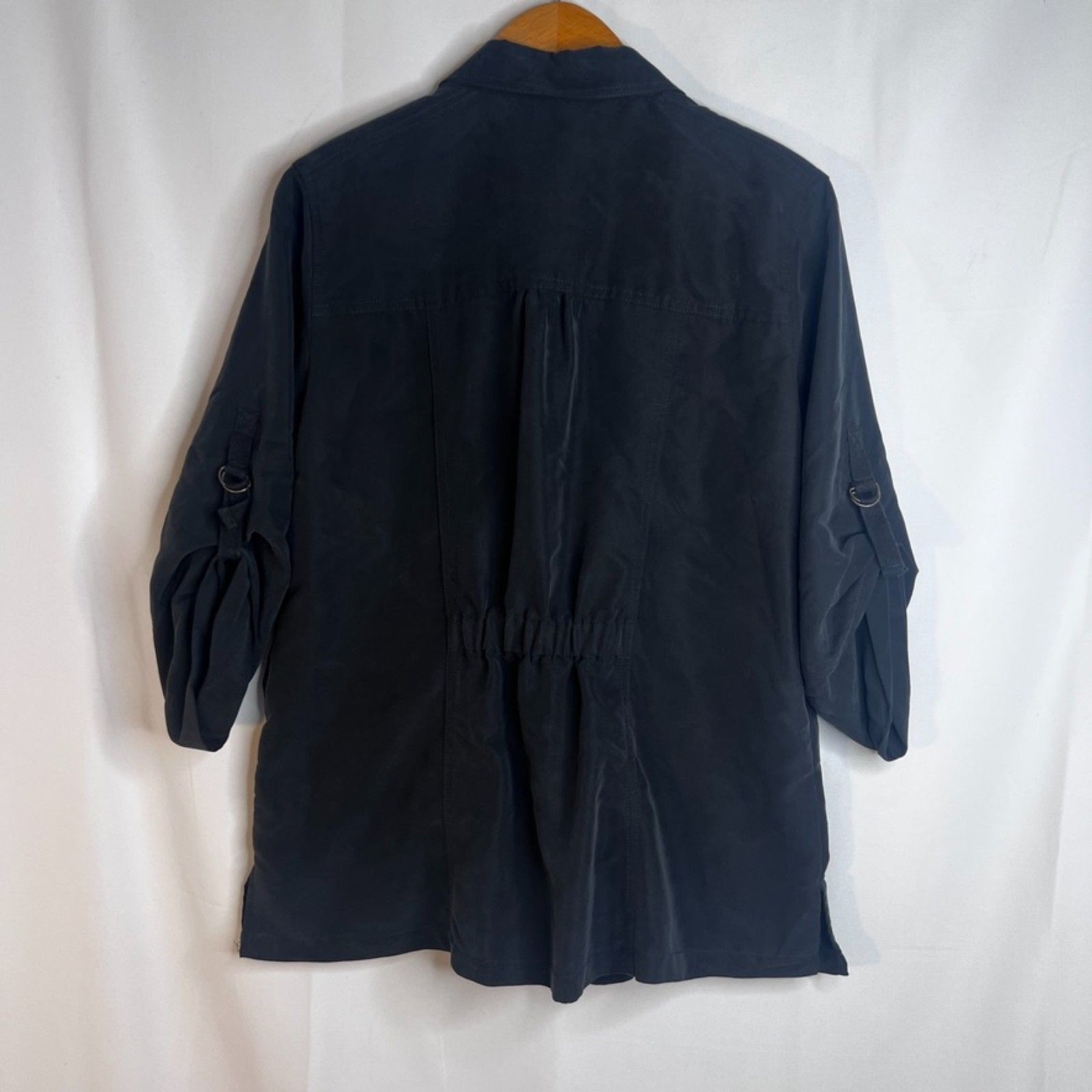 Chicos Snap Button Roll Cuff Back Cinch Casual Sh… - image 2