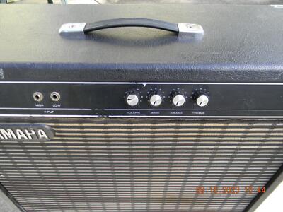 Yamaha Thirty 115B Combo Bass Amp, 15 Inch Speaker, Works Great