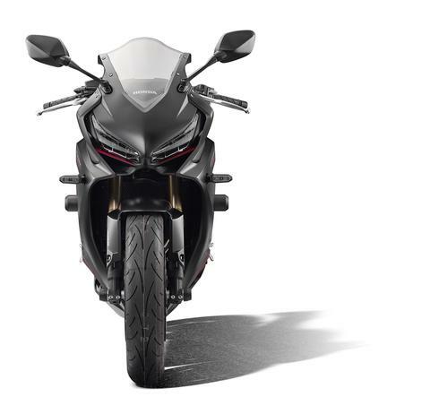 Honda CBR650R NT1100 CB650 2019 + EVOTECH Front Spindle Bobbins Crash Protection - Bild 5 von 6