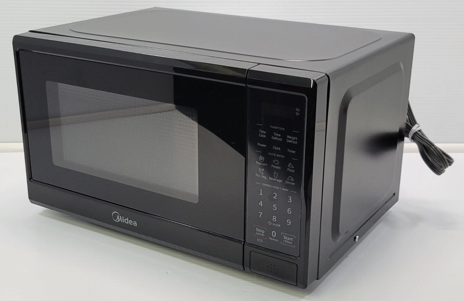 *C) Midea MMC07S1ABB 0.7-cu ft 700-Watt Countertop Turntable Microwave - Black