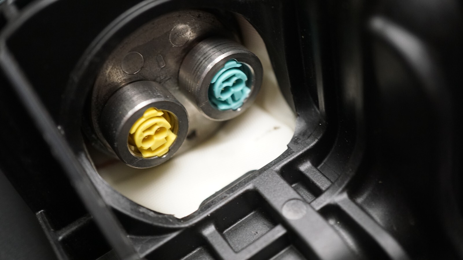 OEM MERCEDES BENZ GLC W253 X253 C253 PASSENGER AIRBAG A2538600502  