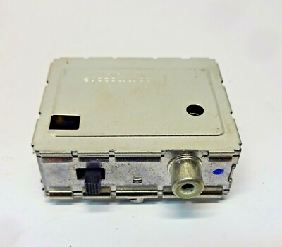 Original COMMODORE 64 TV Modulator HF Modul C64 / C128 RF-Modulator NEU