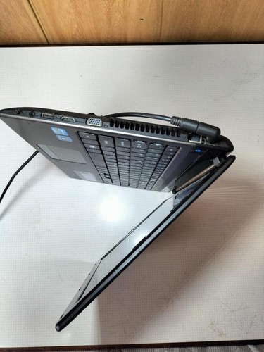 Acer 5750 Core i5 2450M 2.50GHz SSD 120GB RAM 4GB 15.6-inch - Picture 8 of 9