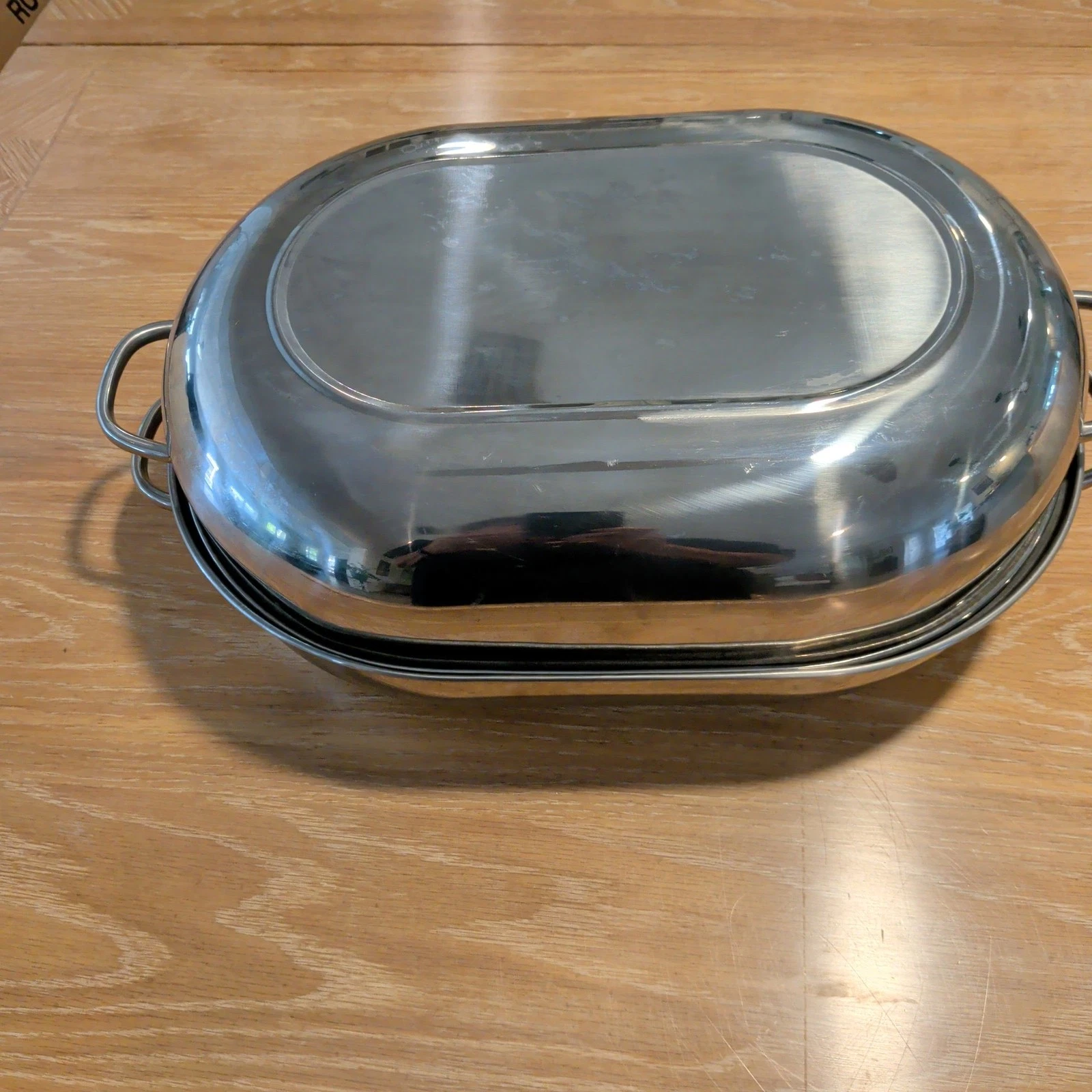 Revere Ware 60099 Stainless Steel Oval Roaster Pan with Lid & Rack 18" x 12"