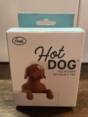 New in Box FRED Hot Dog Tea Infuser ''Mugs Best Friend''