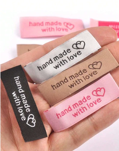 16 Fabric Labels 'Hand Made With Love' Sew On Garment Clothing Label Tags 50x15 - Picture 5 of 5