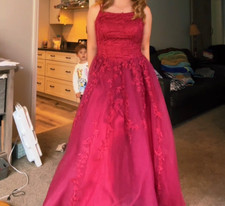 Dusty Pink prom dress size 12, Worn Once. Floor Length
