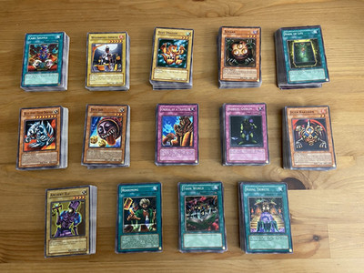 Yugioh TCG: Vintage 50 Card Common Lot (2004 and before) - 1st Edition, NM/VLP
