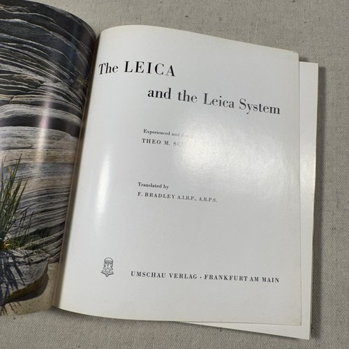 The Leica and The Leica System Camera Book by Theo M. Scheerer (1960), Hardcover - Picture 5 of 11